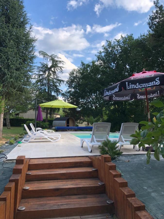 Les Plantous De Severo Cénac-et-Saint-Julien Esterno foto